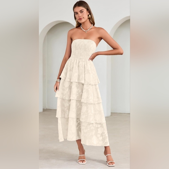 Brand new 2026 release. Beautiful boho-style strapless maxi dress - Picture 5 of 5